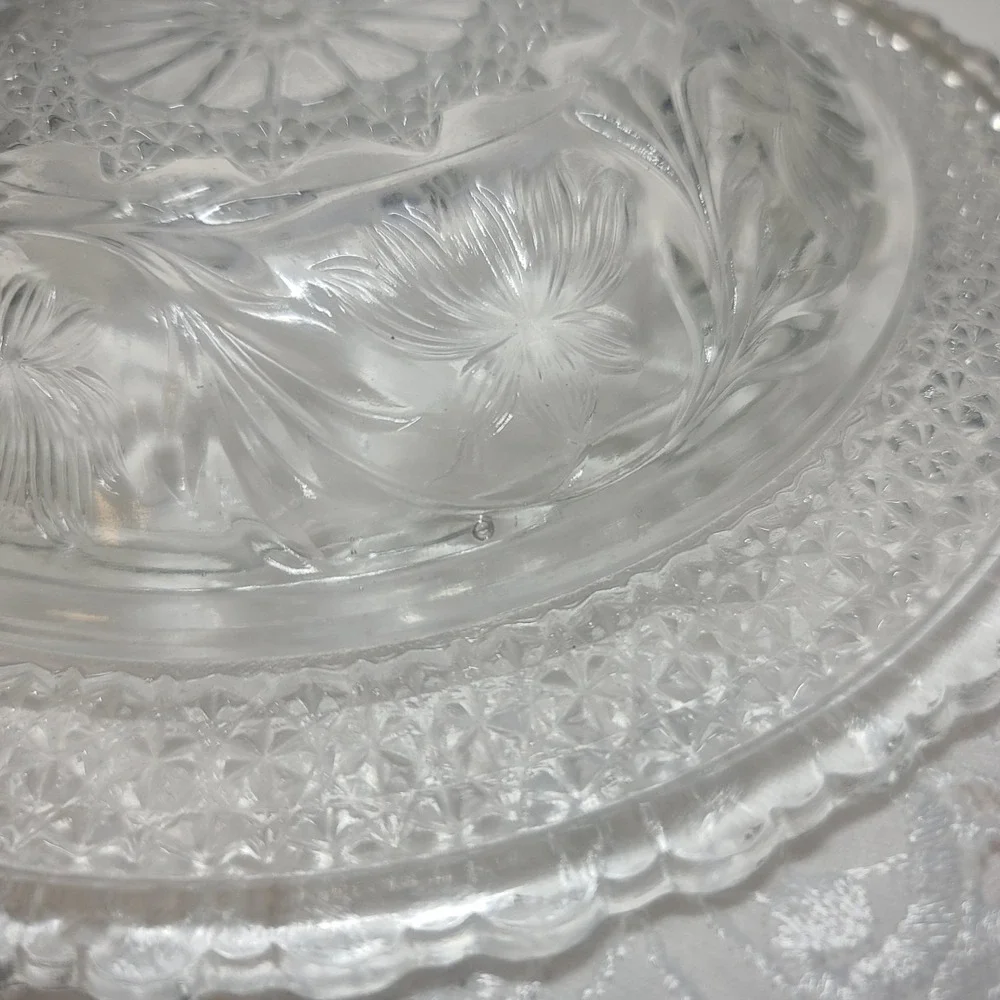 Antique EAPG Indiana Pressed Glass Shallow Dish Bowl‎ ROSEPOINT BAND WATER LILY
